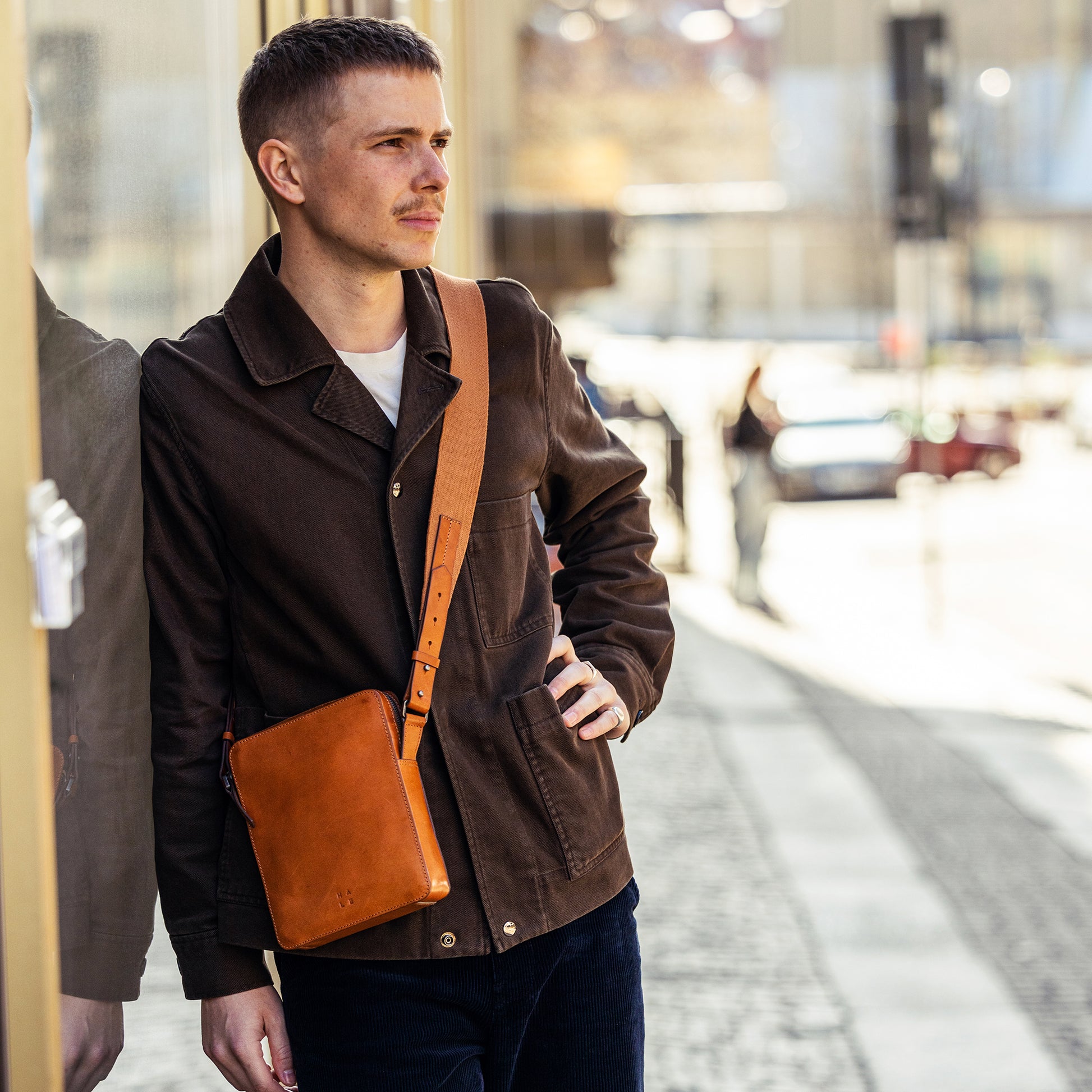 ÅKULLA Sling Bag Tan