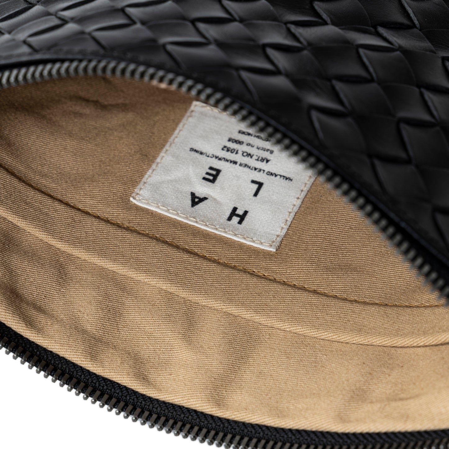 ÄSTAD Braided Pouch Black
